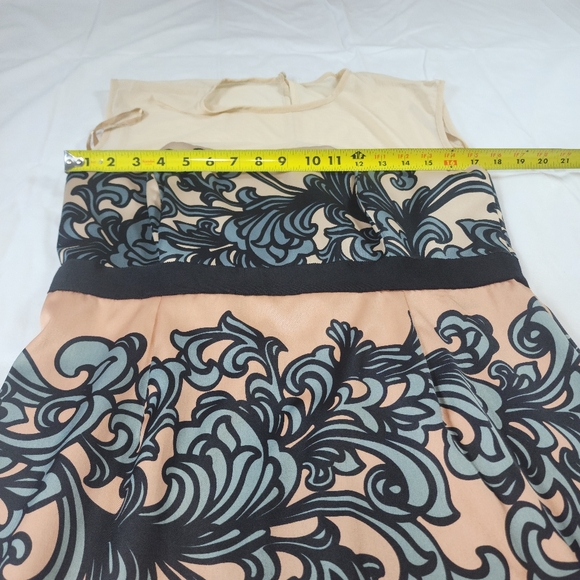 Newyork& Company Blush brown, women paisley sleeveless dress With  Size 12 - Picture 12 of 13